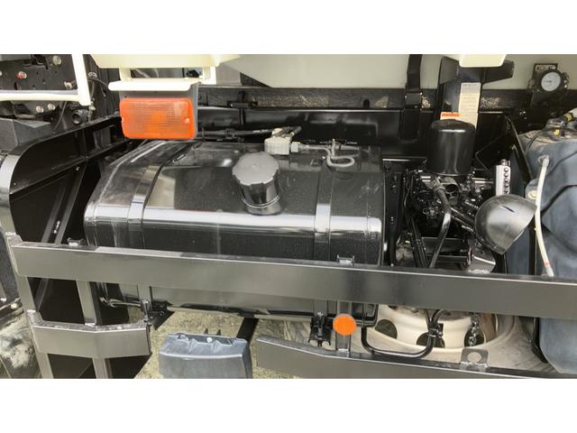 スーパーグレート 　三菱ふそう土砂大型ダンプ　荷台スウェーデン銅仕様　バックアイカメラ　ＥＴＣ（9枚目）