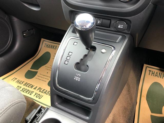 ジープ・コンパス スポーツ　／ナビ　フルセグＴＶ　バックカメラ　Ｂｌｕｅｔｏｏｔｈ　ＤＶＤ再生　ＥＴＣ　クルーズコントロール　横滑り防止　キーレス２個（14枚目）
