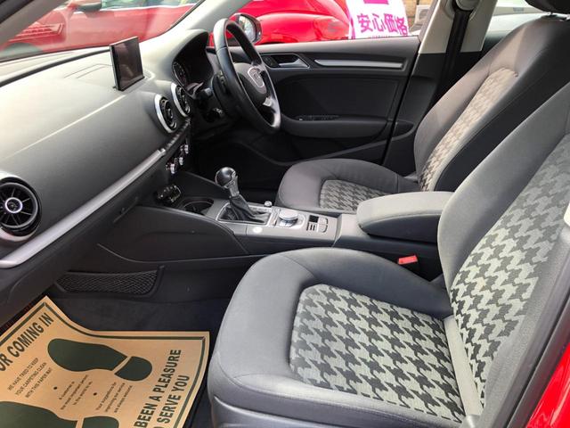 Ａ３ スポーツバック１．４ＴＦＳＩ　／ナビ　フルセグＴＶ　バックカメラ　Ｂｌｕｅｔｏｏｔｈ　オートＬＥＤヘッドライト　ＥＴＣ　前後ソナー　スマートキー２個　アダプティブクルーズ　衝突軽減ブレーキ（19枚目）