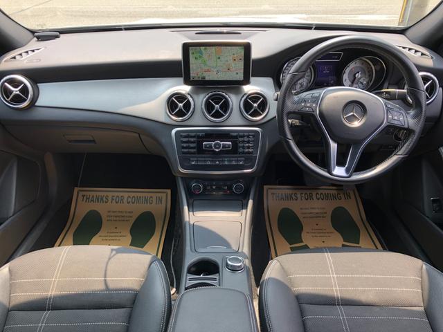 ＧＬＡクラス ＧＬＡ１８０　／ナビ　フルセグＴＶ　Ｂカメラ　Ｂｌｕｅｔｏｏｔｈ　キセノンライト　ハーフレザー　シートヒーター　スマートキー　パワーバックドア　衝突軽減　アダプティブクルーズ　レーンキープ　ブラインドスポット（2枚目）