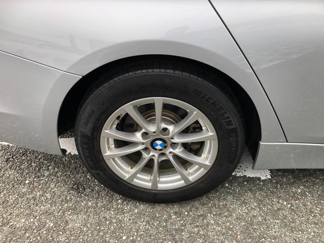 ３シリーズ ３２０ｉ　／ナビ　バックカメラ　Ｂｌｕｅｔｏｏｔｈ　ＤＶＤ再生　アダプティブクルーズ　衝突軽減ブレーキ　バックソナー　パワーシート　ＥＴＣ　スマートキー２個　ワンオーナー　禁煙車　整備記録簿（34枚目）