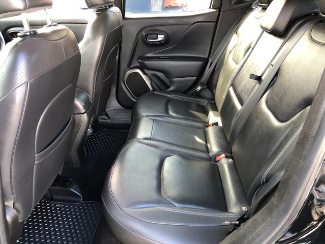 ジープ・レネゲード リミテッド /ナビ TV バックカメラ Bluetooth レザーシート パワーシート シートヒーター ハンドルヒーター キセノンライト スマートキー アダプティブクルーズ ブラインドスポット 衝突軽減ブレーキ(20枚目)