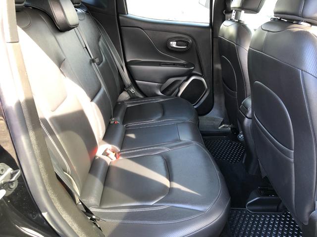 ジープ・レネゲード リミテッド /ナビ TV バックカメラ Bluetooth レザーシート パワーシート シートヒーター ハンドルヒーター キセノンライト スマートキー アダプティブクルーズ ブラインドスポット 衝突軽減ブレーキ(21枚目)