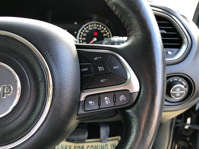 ジープ・レネゲード リミテッド /ナビ TV バックカメラ Bluetooth レザーシート パワーシート シートヒーター ハンドルヒーター キセノンライト スマートキー アダプティブクルーズ ブラインドスポット 衝突軽減ブレーキ(26枚目)