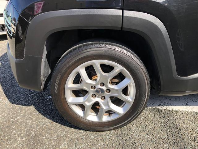 ジープ・レネゲード リミテッド /ナビ TV バックカメラ Bluetooth レザーシート パワーシート シートヒーター ハンドルヒーター キセノンライト スマートキー アダプティブクルーズ ブラインドスポット 衝突軽減ブレーキ(34枚目)