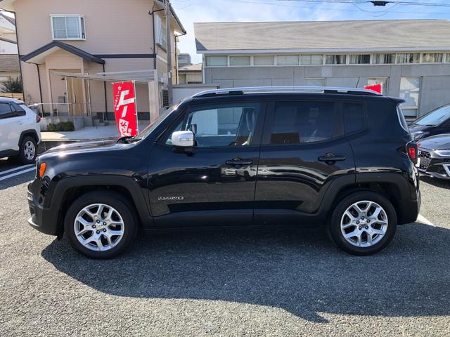 ジープ・レネゲード リミテッド /ナビ TV バックカメラ Bluetooth レザーシート パワーシート シートヒーター ハンドルヒーター キセノンライト スマートキー アダプティブクルーズ ブラインドスポット 衝突軽減ブレーキ(40枚目)