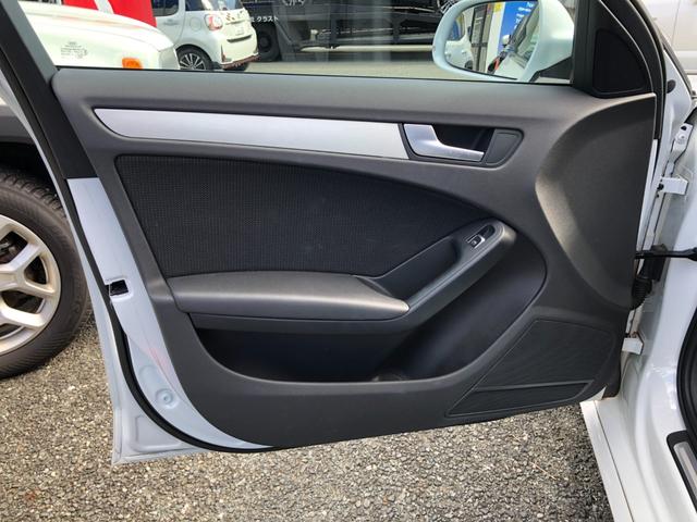 A4 2.0TFSI Sラインパッケージ/ナビ フルセグTV バックカメラ Bluetooth ハーフレザーシート パワーシート シートヒーター オートキセノンライト 前後ソナー ETC スマートキー(29枚目)