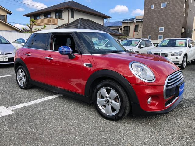 ＭＩＮＩ クーパー　／ナビ　フルセグＴＶ　バックカメラ　Ｂｌｕｅｔｏｏｔｈオーディオ　オートＬＥＤヘッドライト　ＬＥＤディスプレイリングライト　ＭＩＮＩドライビングモード　ワンオーナー禁煙車　ホワイトルーフ（40枚目）