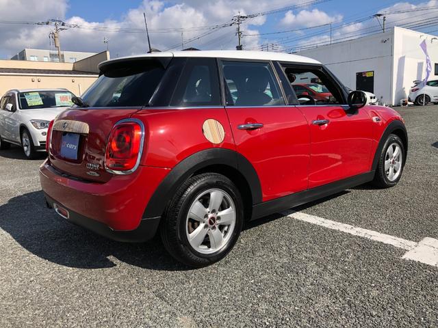 ＭＩＮＩ クーパー　／ナビ　フルセグＴＶ　バックカメラ　Ｂｌｕｅｔｏｏｔｈ　レザー調シートカバー　オートＬＥＤヘッドライト　ディスプレイＬＥＤリングライト　ＭＩＮＩドライビングモード　ＥＴＣ　ホワイトルーフ　前後ドラレコ（42枚目）