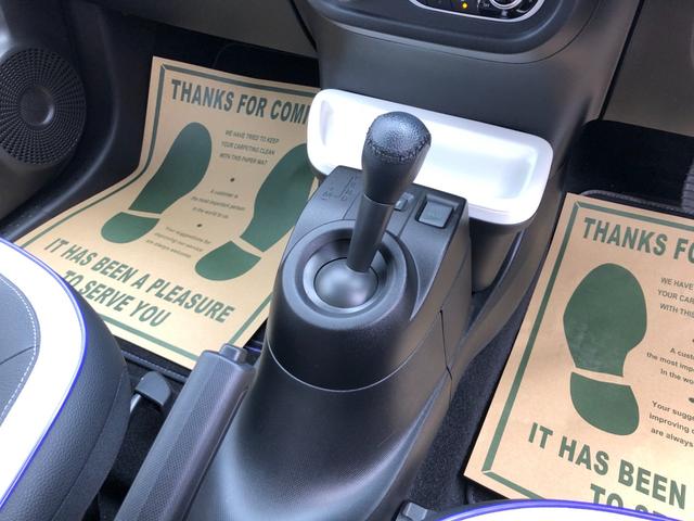 トゥインゴ ノクターン　／１００台限定車　ナビ　フルセグＴＶ　バックカメラ　Ｂｌｕｅｔｏｏｔｈ　ＤＶＤ再生　オートＬＥＤヘッドライト　ＥＴＣ　ハーフレザーシート　クルーズコントロール　クリアランスソナー　前後ドラレコ（16枚目）