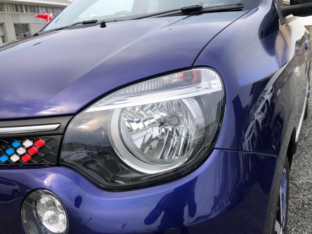 トゥインゴ ノクターン　／１００台限定車　ナビ　フルセグＴＶ　バックカメラ　Ｂｌｕｅｔｏｏｔｈ　ＤＶＤ再生　オートＬＥＤヘッドライト　ＥＴＣ　ハーフレザーシート　クルーズコントロール　クリアランスソナー　前後ドラレコ（35枚目）