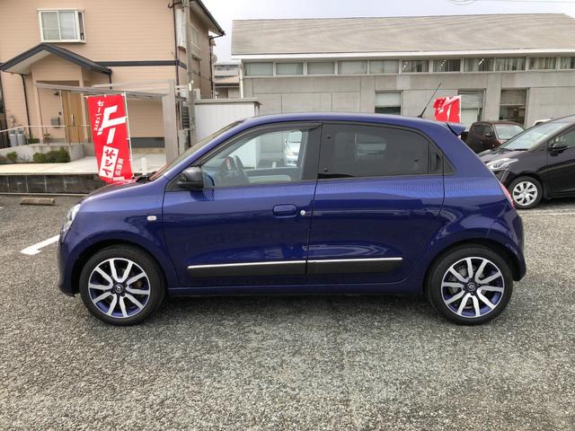 トゥインゴ ノクターン　／１００台限定車　ナビ　フルセグＴＶ　バックカメラ　Ｂｌｕｅｔｏｏｔｈ　ＤＶＤ再生　オートＬＥＤヘッドライト　ＥＴＣ　ハーフレザーシート　クルーズコントロール　クリアランスソナー　前後ドラレコ（38枚目）