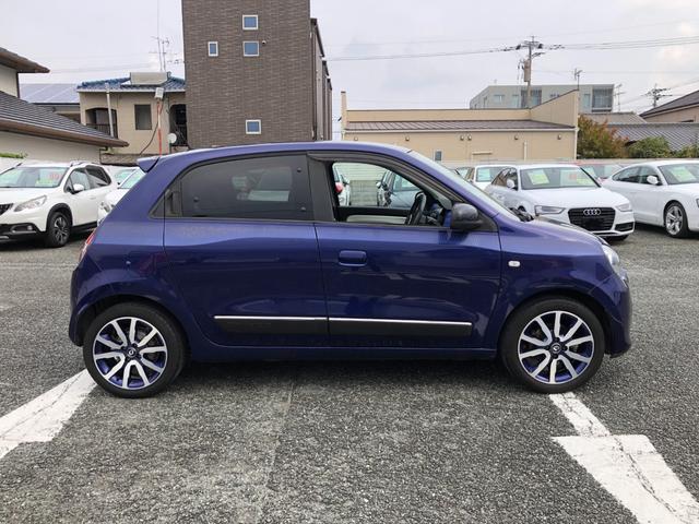 トゥインゴ ノクターン　／１００台限定車　ナビ　フルセグＴＶ　バックカメラ　Ｂｌｕｅｔｏｏｔｈ　ＤＶＤ再生　オートＬＥＤヘッドライト　ＥＴＣ　ハーフレザーシート　クルーズコントロール　クリアランスソナー　前後ドラレコ（39枚目）