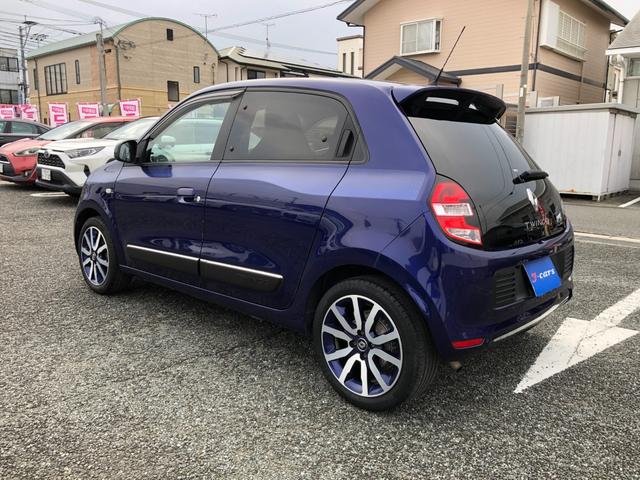 トゥインゴ ノクターン　／１００台限定車　ナビ　フルセグＴＶ　バックカメラ　Ｂｌｕｅｔｏｏｔｈ　ＤＶＤ再生　オートＬＥＤヘッドライト　ＥＴＣ　ハーフレザーシート　クルーズコントロール　クリアランスソナー　前後ドラレコ（42枚目）