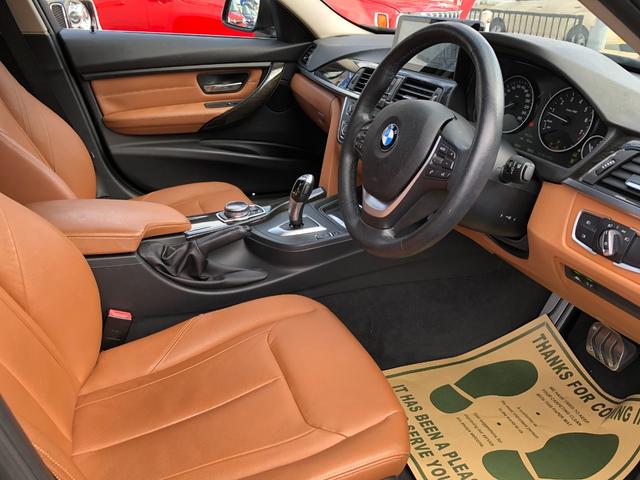 BMW 3 SERIES 320i LUXURY