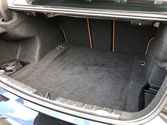 BMW 3 SERIES 320i LUXURY