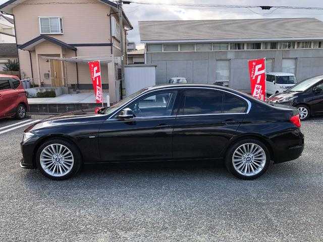 BMW 3 SERIES 320i LUXURY