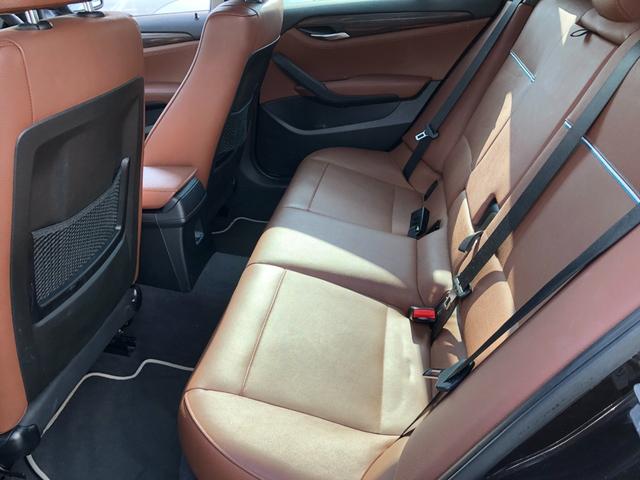 Ｘ１ ｓＤｒｉｖｅ　２０ｉ　ｘライン　／ターボエンジンモデル　ナビ　バックカメラ　Ｂｌｕｅｔｏｏｔｈオーディオ　ブラウンレザーシート　シートヒーター　パワーシート　オートキセノンライト　スマートキー　クリアランスソナー　ＥＴＣ（19枚目）