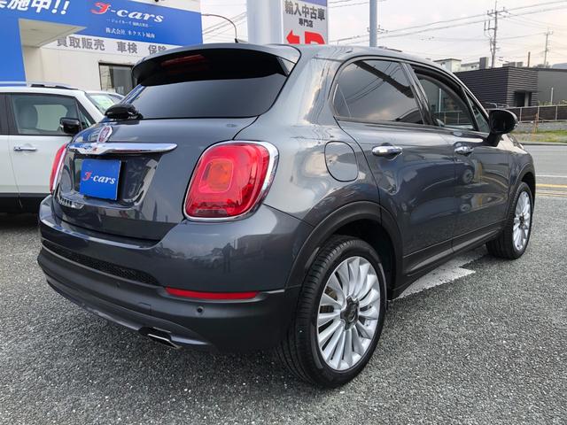 ５００Ｘ ポップスター　プラス　／アップルカープレイ　アンドロイドオート　バックカメラ　Ｂｌｕｅｔｏｏｔｈ　黒革シート　パワーシート　シートヒーター　スマートキー　前後ソナー　衝突軽減　アダプティブクルーズ　ブラインドスポット（9枚目）