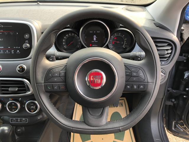 ５００Ｘ ポップスター　プラス　／アップルカープレイ　アンドロイドオート　バックカメラ　Ｂｌｕｅｔｏｏｔｈ　黒革シート　パワーシート　シートヒーター　スマートキー　前後ソナー　衝突軽減　アダプティブクルーズ　ブラインドスポット（10枚目）