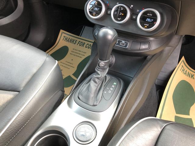 ５００Ｘ ポップスター　プラス　／アップルカープレイ　アンドロイドオート　バックカメラ　Ｂｌｕｅｔｏｏｔｈ　黒革シート　パワーシート　シートヒーター　スマートキー　前後ソナー　衝突軽減　アダプティブクルーズ　ブラインドスポット（17枚目）