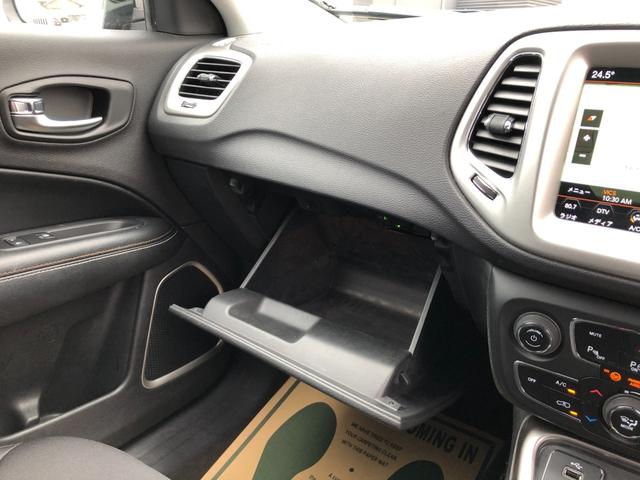 ジープ・コンパス ロンジチュード　／ナビ　フルセグＴＶ　バックカメラ　アップルカープレイ　アンドロイドオート　Ｂｌｕｅｔｏｏｔｈ　キセノンライト　スマートキー　衝突軽減ブレーキ　アダプティブクルーズ　ブラインドスポット　ソナー　ＥＴＣ（23枚目）