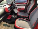 運転席、助手席シート廻りは使用感も少なく、良好な状態となっています。前オーナー様が丁寧に使っていたことがよくわかります♪