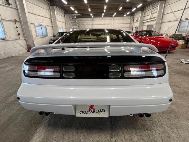 フェアレディＺ ３００ＺＸツインターボ　修復歴無し車両　後期モデル　純正レザーシート　リアスポイラー　キーレスキー　ＨＩＤヘッドライト　純正１６インチアルミホイール　ツインターボ　オートマ（42枚目）