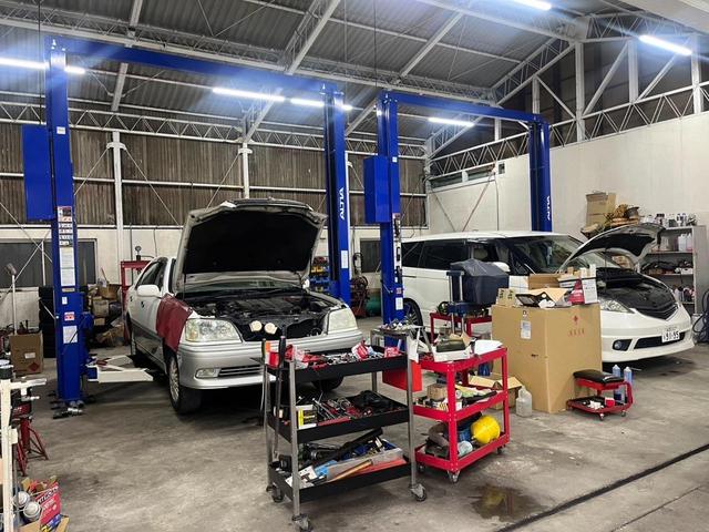 フェアレディＺ ３００ＺＸツインターボ　修復歴無し車両　後期モデル　純正レザーシート　リアスポイラー　キーレスキー　ＨＩＤヘッドライト　純正１６インチアルミホイール　ツインターボ　オートマ（75枚目）