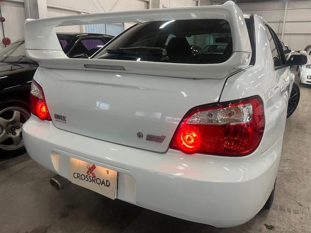 インプレッサ ＷＲＸ　ＳＴｉ　ＴＥＩＮ製車高調　Ｗｅｄｓｓｐｏｒｔ１８インチアルミホイール　ＨＫＳ製エアクリーナー　ＳＴｉマフラー　ケンウッド製メモリーナビ　Ｂｌｕｅｔｏｏｔｈ接続可能　フルセグＴＶ　キーレスキー（18枚目）