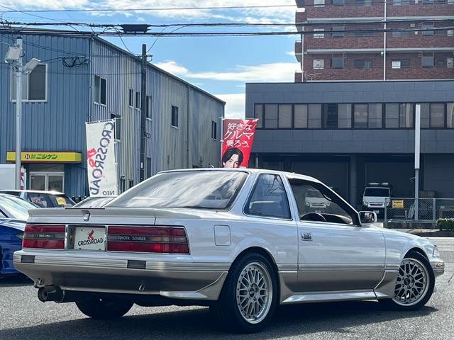 ソアラ 2.0GT 純正フルエアロ 純正サンルーフ BBSLM17インチアルミホイール 純正リアスポイラー 社外マフラー ツインカム24 新品全塗装済車両 純正フォグランプ(3枚目)