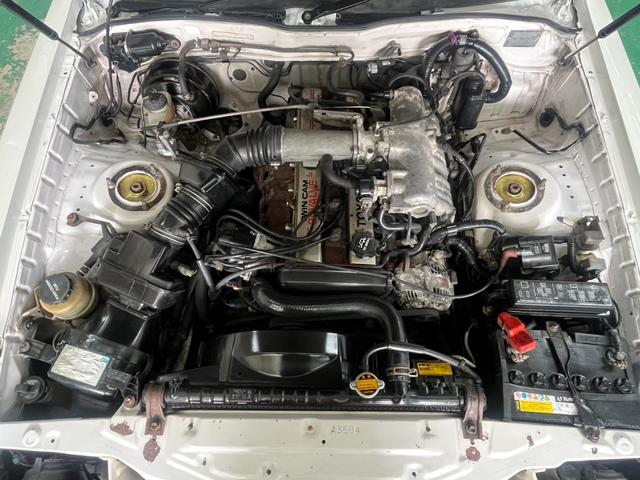 ソアラ 2.0GT 純正フルエアロ 純正サンルーフ BBSLM17インチアルミホイール 純正リアスポイラー 社外マフラー ツインカム24 新品全塗装済車両 純正フォグランプ(4枚目)