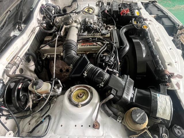 ソアラ 2.0GT 純正フルエアロ 純正サンルーフ BBSLM17インチアルミホイール 純正リアスポイラー 社外マフラー ツインカム24 新品全塗装済車両 純正フォグランプ(31枚目)