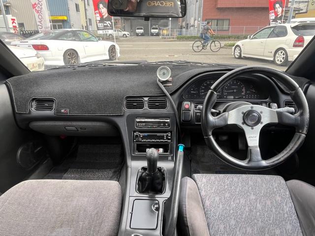 シルビア Ｋ’ｓクラブセレクションスーパーハイキャスＰ　新品フルタップ車高調　ロンシャン　１５インチアルミホイール　新品タイヤ装着　全塗装済車両　サンルーフ　社外マフラー　レカロシート　社外ステアリング（8枚目）