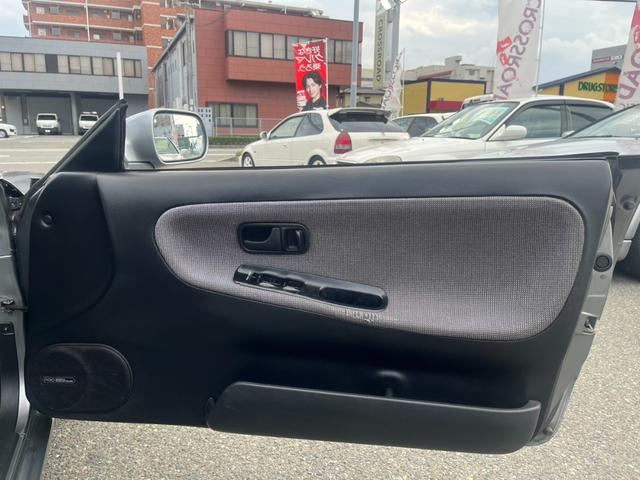 シルビア Ｋ’ｓクラブセレクションスーパーハイキャスＰ　新品フルタップ車高調　ロンシャン　１５インチアルミホイール　新品タイヤ装着　全塗装済車両　サンルーフ　社外マフラー　レカロシート　社外ステアリング（50枚目）