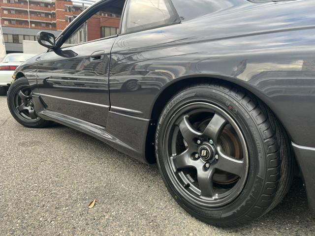 スカイライン GTS-tタイプM GT-Rルック 全塗装済車両 BNR32純正バンパー BNR32純正グリル BNR32純正リアスポイラー BNR32純正アルミ 社外FRPボンネット 社外マフラー 社外車高調(28枚目)