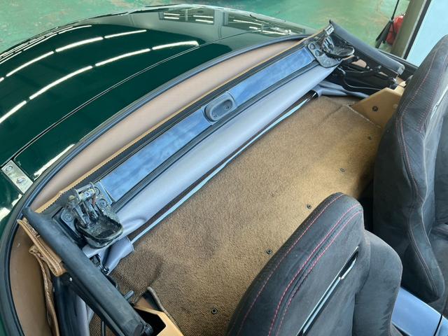 ユーノスロードスター Ｖスペシャル　社外フルタップ車高調　社外幌取付　マツダスピード製マフラー　社外１５インチアルミホイール　社外シート　ＥＴＣ　社外ＣＤ・ＭＤデッキ（15枚目）