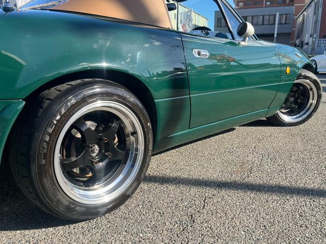 ユーノスロードスター Ｖスペシャル　社外フルタップ車高調　社外幌取付　マツダスピード製マフラー　社外１５インチアルミホイール　社外シート　ＥＴＣ　社外ＣＤ・ＭＤデッキ（29枚目）