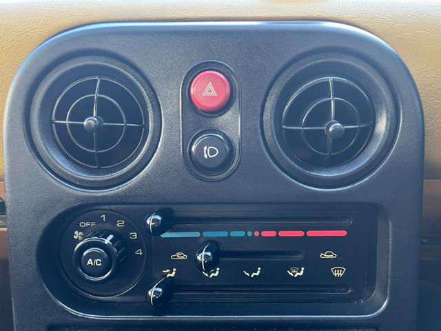 ユーノスロードスター Ｖスペシャル　社外フルタップ車高調　社外幌取付　マツダスピード製マフラー　社外１５インチアルミホイール　社外シート　ＥＴＣ　社外ＣＤ・ＭＤデッキ（46枚目）