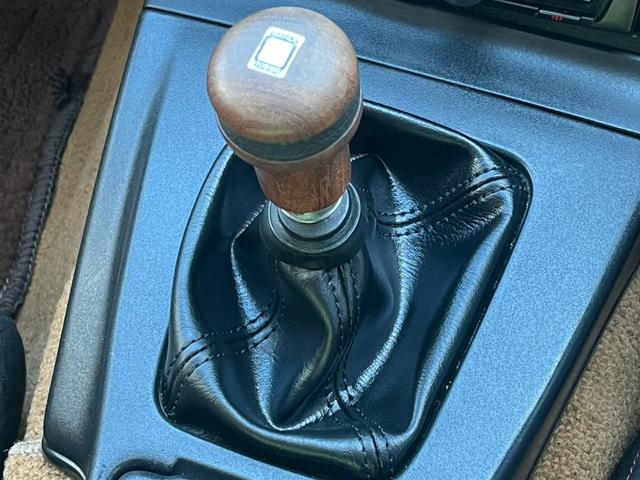 ユーノスロードスター Ｖスペシャル　社外フルタップ車高調　社外幌取付　マツダスピード製マフラー　社外１５インチアルミホイール　社外シート　ＥＴＣ　社外ＣＤ・ＭＤデッキ（48枚目）