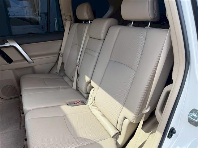 ランドクルーザープラド TX Lパッケージ マットブラックエディション(8枚目)