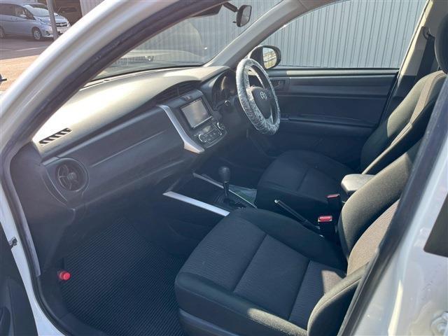 カローラフィールダー １．５　ＨＹＢＲＩＤ（5枚目）