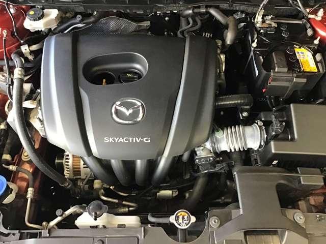 ＣＸ－３ １．５　１５Ｓ　アーバン　ドレッサー　ナビ　ＥＴＣ　前後ドラレコ　全方位モニター　クリソナ　ＨＢＣ　レーダークルコン　衝突被害軽減システム　シートヒーター　アイドリングストップ　バックカメラ　サイドエアバッグ　横滑り防止装置　スマートキー（5枚目）