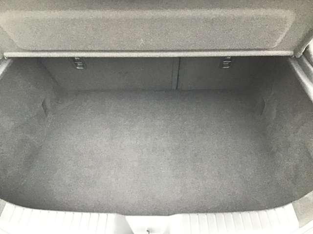 �g�����N���[���I���̃V�[�g�͕Е����|���܂��B���l��ςމו��ɉ����ăA�����W���\�ł��̂ő��ʂɎg���ĂƂĂ��֗��ł��B