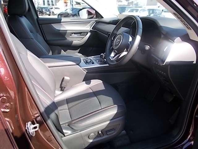 ＣＸ－８０ ３．３　ＸＤ　Ｌパッケージ　ディーゼルターボ　４ＷＤ　当社デモカーＵＰ　ナビ　ＢＯＳＥ　スカイルーフ　アルミホイール　パノラマサンルーフ　フルセグＴＶ　電動リアゲート　レザーシート　全周囲カメラ　パワーシート　スマートキー　アイドリングストップ　４ＷＤ（11枚目）