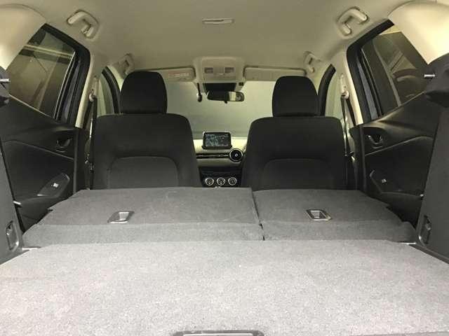 ＣＸ－３ １．５　１５Ｓ　ツーリング　ナビ　フルセグＴＶ　ＥＴＣ　前後ドラレコ　全方位モニター　パーキングセンサー　ＬＥＤランプ　ＥＴＣ付　オートエアコン　ＤＶＤ再生　ｉ－ｓｔｏｐ　スマートキー　衝突被害軽減ブレーキ　盗難防止システム（14枚目）