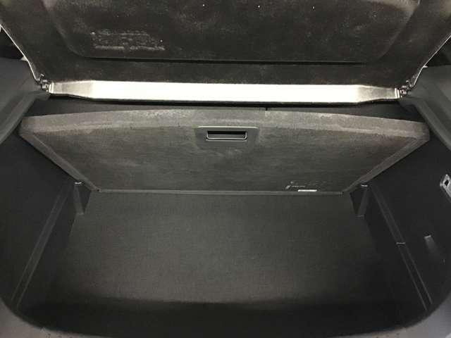 �A���_�[�X�y�[�X