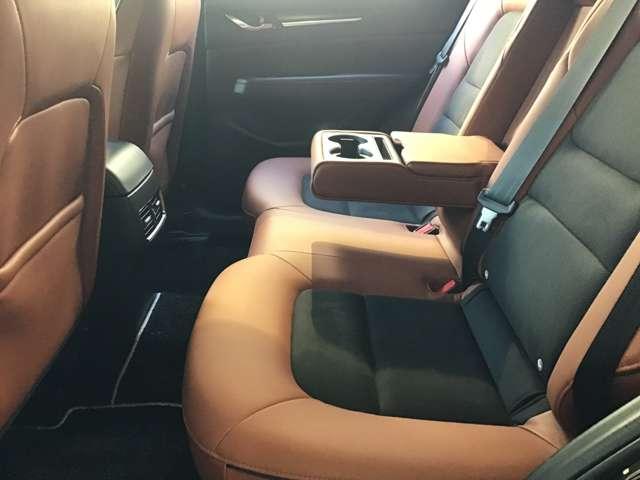 �Q��ڃV�[�g��������肭�낰���ԂɂȂ��Ă܂��B