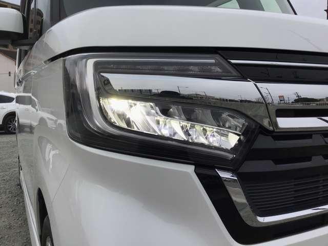 Ｎ－ＢＯＸカスタム カスタム　６６０　Ｌ　ターボ　両側電動スライドドア　ナビ　ＥＴＣ　両側電動Ｄ　セキュリティアラーム　誤発信抑制　フルオートエアコン　Ｓヒーター　Ｂカメ　サイドカーテンエアバック　キーフリーシステム　横滑り防止装置　Ｉストップ（4枚目）