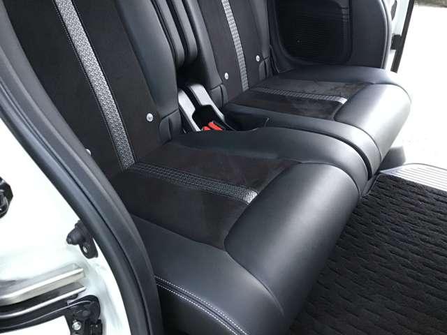 Ｎ－ＢＯＸカスタム カスタム　６６０　Ｌ　ターボ　両側電動スライドドア　ナビ　ＥＴＣ　両側電動Ｄ　セキュリティアラーム　誤発信抑制　フルオートエアコン　Ｓヒーター　Ｂカメ　サイドカーテンエアバック　キーフリーシステム　横滑り防止装置　Ｉストップ（11枚目）